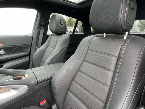 Used 2025 Mercedes-Benz GLE 450 450 4MATIC Coupe w/ Driver Assistance Package image 16