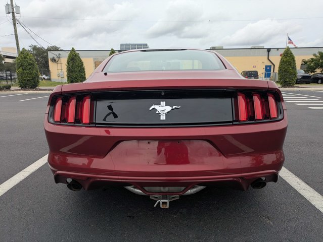 Used 2016 Ford Mustang Coupe RWD image 4