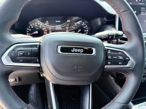 Used 2024 Jeep Compass Trailhawk AWD/4WD image 13