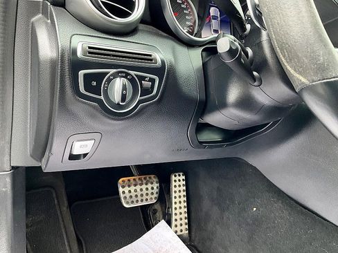 Used 2018 Mercedes-Benz C 63 AMG S image 18