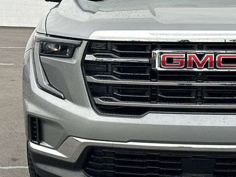 Used 2025 GMC Acadia Elevation image 49