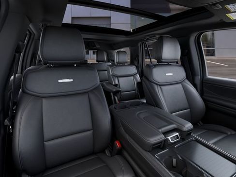 New 2027 Ford Expedition Platinum w/ Stealth Appearance Package AWD/4WD image 10