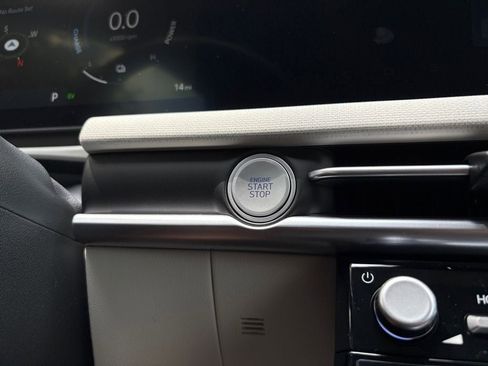 New 2025 Hyundai Tucson SEL image 17