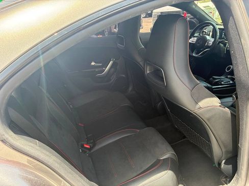 Used 2021 Mercedes-Benz CLA 250 image 4