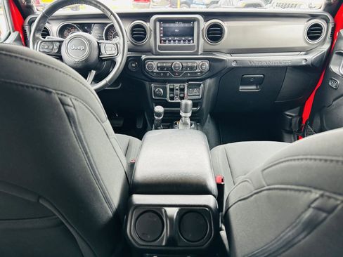 Used 2022 Jeep Wrangler Unlimited Sport AWD/4WD image 19