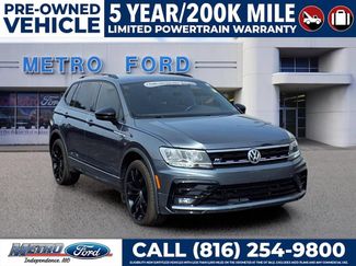 Used 2020 Volkswagen Tiguan SE R-Line FWD video 1