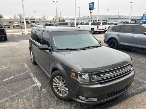 Used 2018 Ford Flex SEL w/ Equipment Group 202A image 2