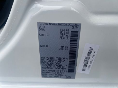 Used 2025 Nissan Altima 2.5 SV image 23