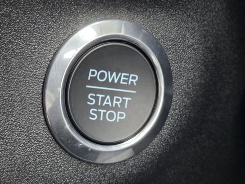 Used 2024 Ford E-Transit 148 High Roof image 9