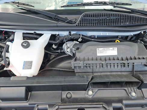 Certified 2024 GMC Savana 2500 w/ Driver Convenience Package RWD image 29