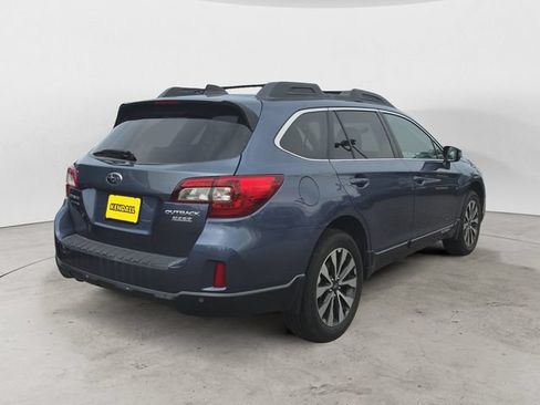 Used 2017 Subaru Outback 2.5i Limited AWD/4WD image 5