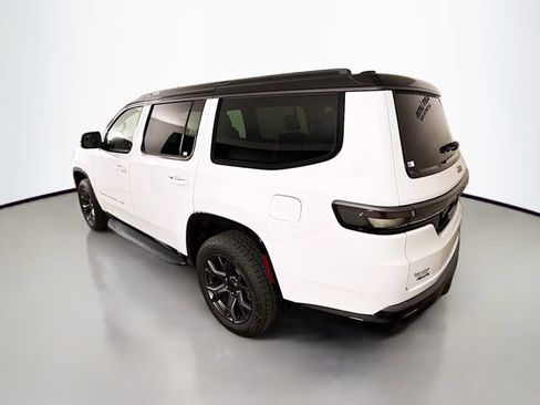 New 2026 Jeep Grand Wagoneer 4WD image 5