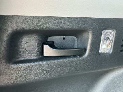 Used 2017 Honda CR-V EX-L image 36
