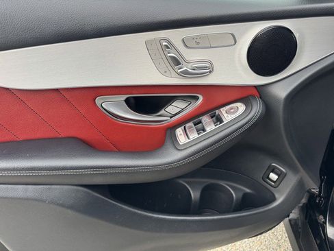 Used 2021 Mercedes-Benz GLC 300 image 13