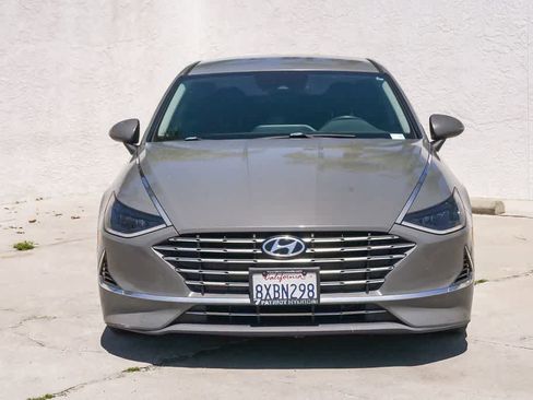 Used 2021 Hyundai Sonata Blue FWD image 2