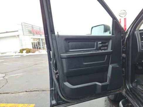 Used 2013 RAM 1500 Express image 23