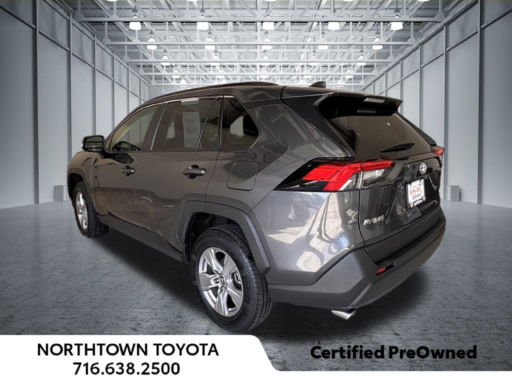 Used 2025 Toyota RAV4 XLE w/ Weather Package AWD/4WD image 4