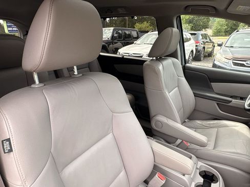 Used 2013 Honda Odyssey EX-L image 27