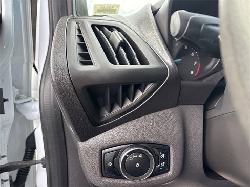 Used 2016 Ford Transit Connect XLT image 20