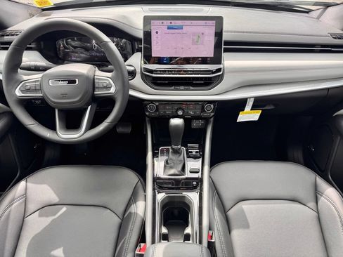 New 2026 Jeep Compass Limited w/ Sun, Sound & Navigation Group AWD/4WD image 11