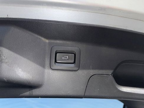 Used 2018 MAZDA CX-9 Touring image 9