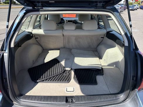 Used 2006 Subaru Legacy 2.5i Special Edition AWD/4WD image 6