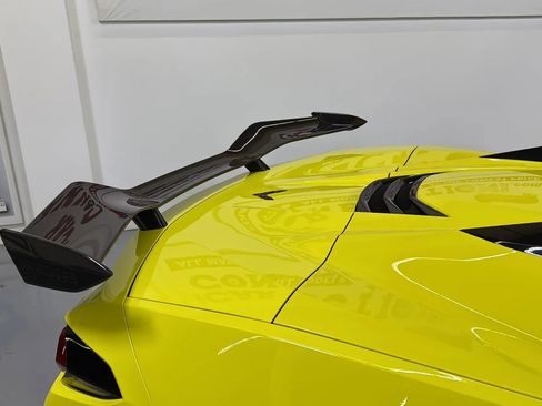 Used 2024 Chevrolet Corvette Z06 w/ Z07 Performance Package RWD image 22
