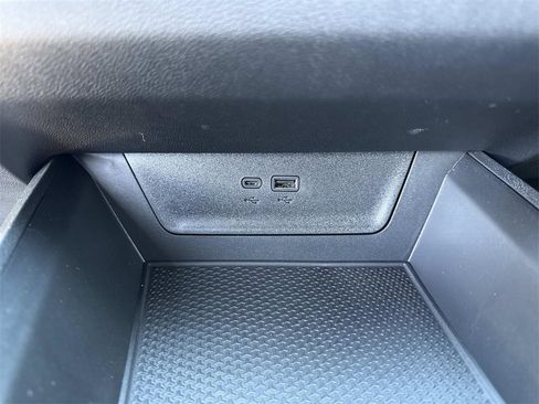 New 2026 Chevrolet Equinox LT image 19