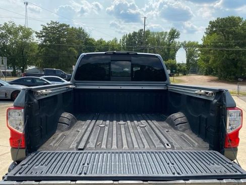 Used 2016 Nissan Titan SL AWD/4WD image 29