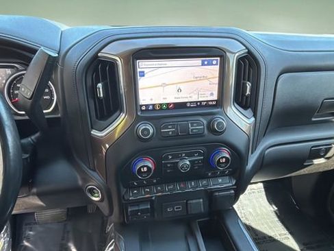 Used 2021 Chevrolet Silverado 1500 High Country w/ Technology Package image 27