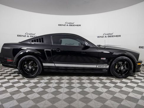 Used 2007 Ford Mustang GT RWD image 3