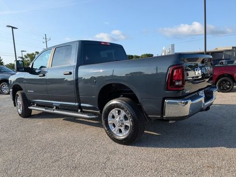 Used 2026 RAM 2500 Big Horn AWD/4WD image 7