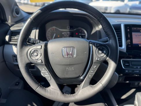 Used 2019 Honda Ridgeline RTL-E image 12