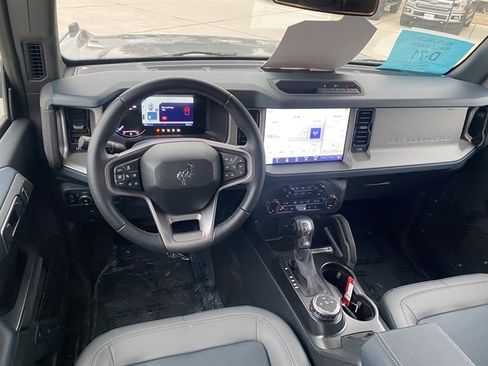 Certified 2024 Ford Bronco Outer Banks image 11