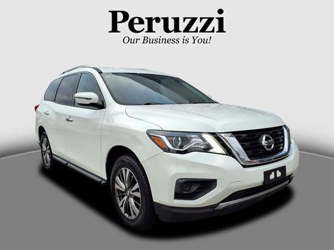 Certified 2018 Nissan Pathfinder S image 1