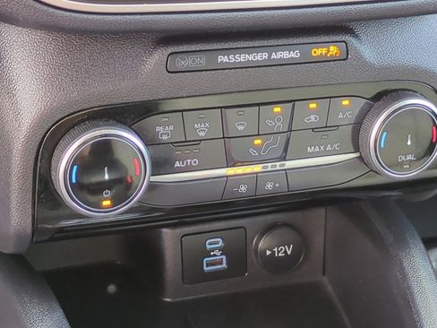 Used 2022 Ford Escape SE w/ Convenience Package image 24