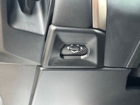 Used 2025 BMW X3 xDrive30i w/ Convenience Package image 23