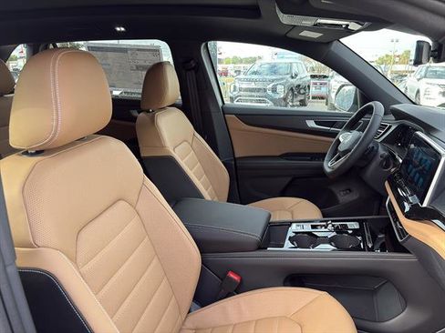 New 2026 Volkswagen Atlas Cross Sport SEL R-Line AWD/4WD image 10