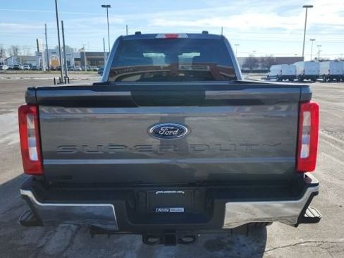 New 2026 Ford F250 XLT image 6