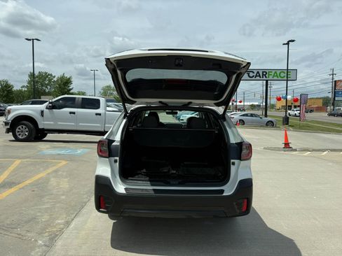 Used 2020 Subaru Outback Premium w/ Popular Package #1 AWD/4WD image 12