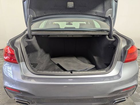 Used 2018 BMW 540i image 14