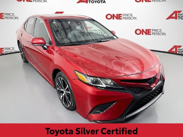Certified 2020 Toyota Camry SE w/ Blackout Package FWD image 1
