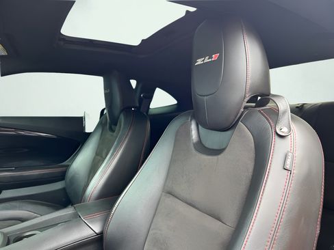 Used 2014 Chevrolet Camaro ZL1 RWD image 31