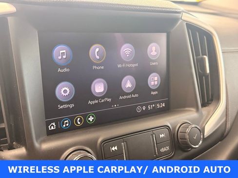 Used 2024 GMC Terrain SLT image 24