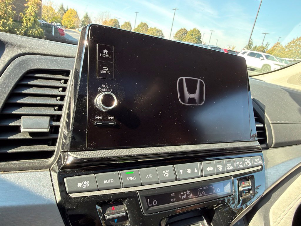 Used 2025 Honda Odyssey EX-L image 28