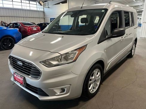 Used 2019 Ford Transit Connect XLT FWD image 7