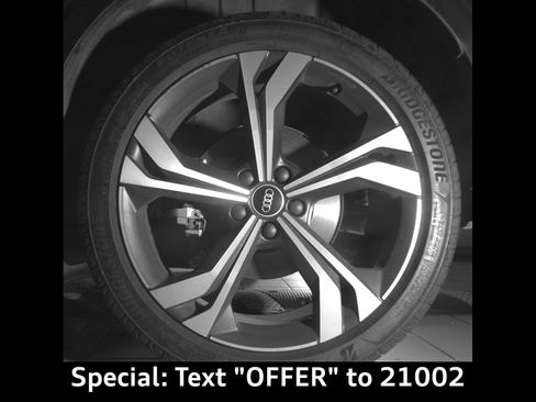 Certified 2024 Audi Q3 2.0T Premium Plus w/ Premium Plus Package AWD/4WD image 12
