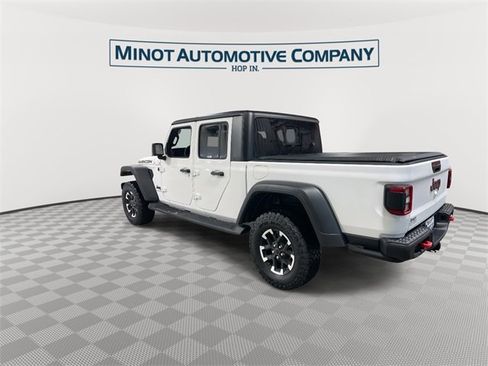 Certified 2024 Jeep Gladiator Rubicon w/ Convenience Group image 6