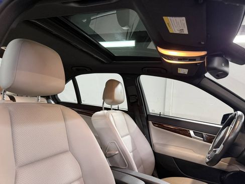 Used 2012 Mercedes-Benz C 250 Sedan image 9