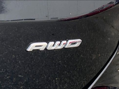 Used 2023 Ford Edge Titanium image 14